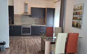 Zentral gelegene, sehr ruhige und helle Wohnung